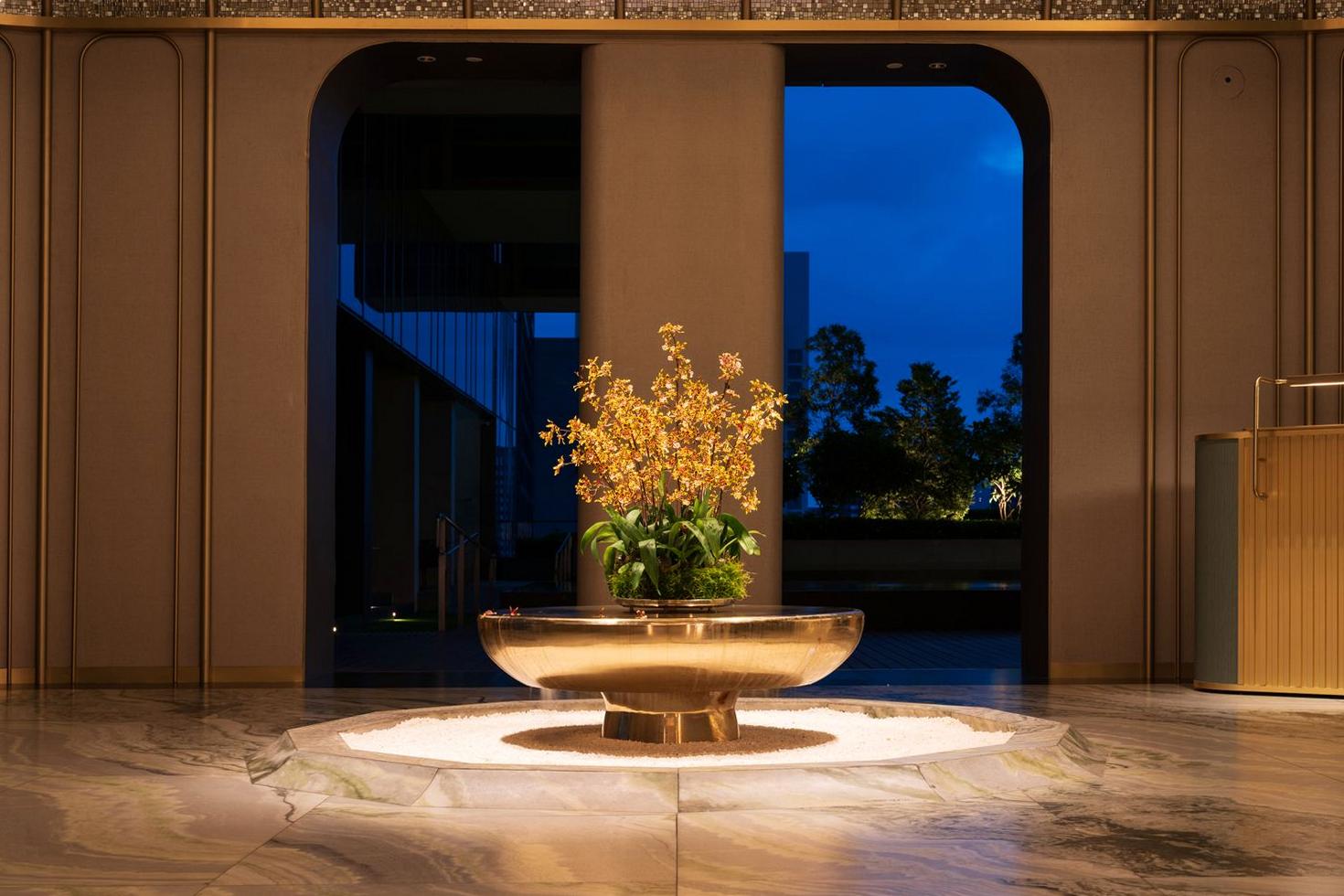 Claimorbit Hotel Lobby